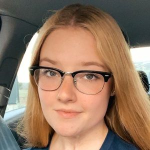 Meet your Posher, Mikayla